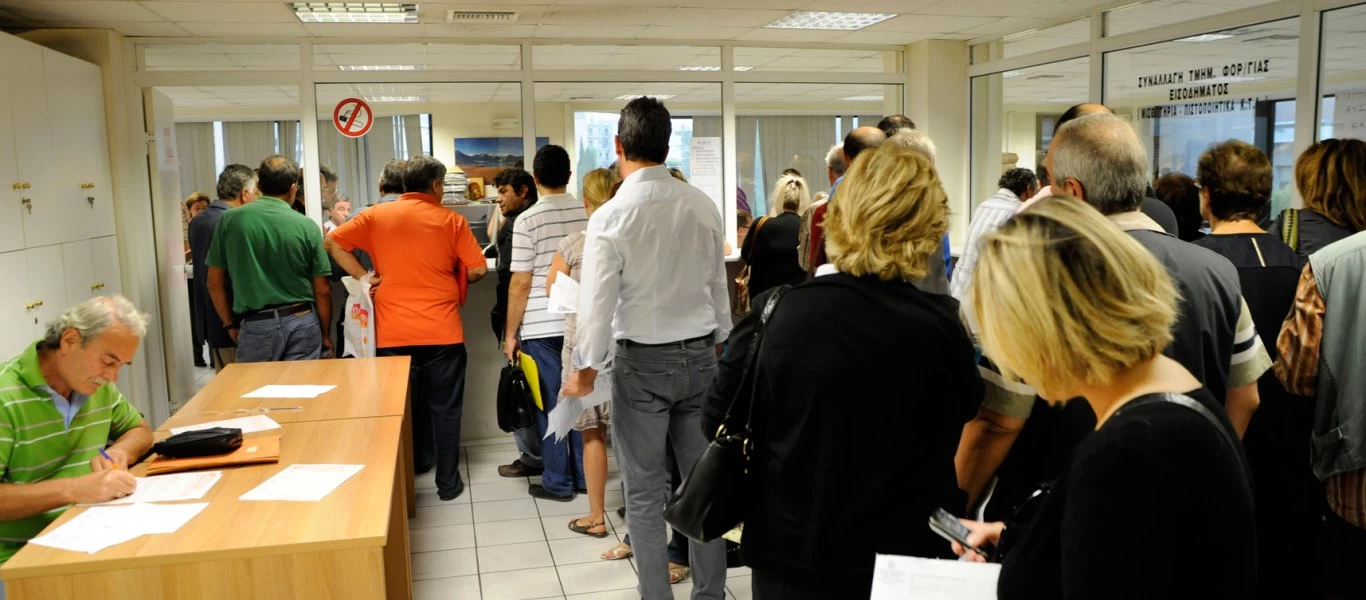 Αλλαγές σε Ασφαλιστικά - Εργασιακά: Τέλος στο φακέλωμα των εργαζομένων - Παρελθόν ο «βάσιμος λόγος απόλυσης»